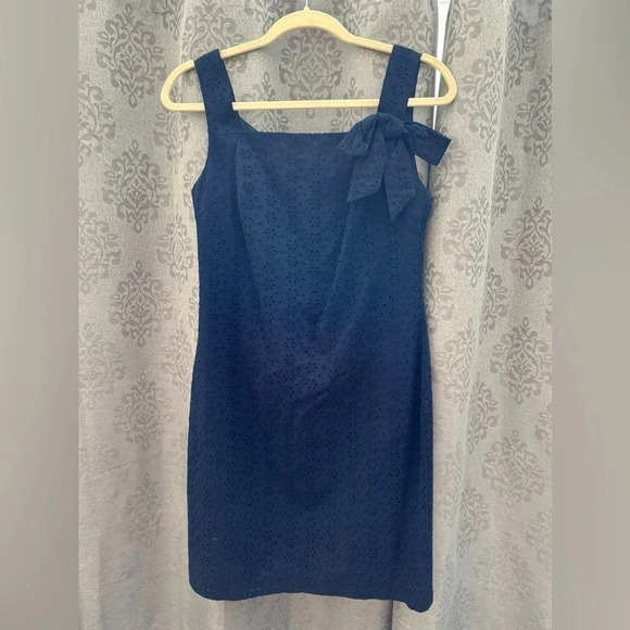 Karl Lagerfeld NWOT Navy Blue Eyelet Bow Dress. Size 2
